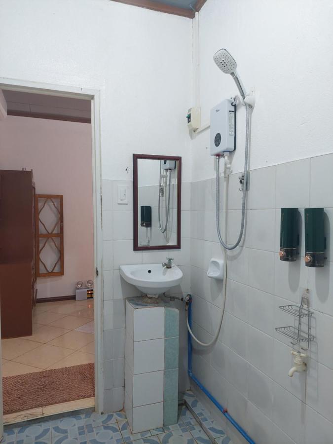 Ohlala Hostel Моалбоал Екстериор снимка