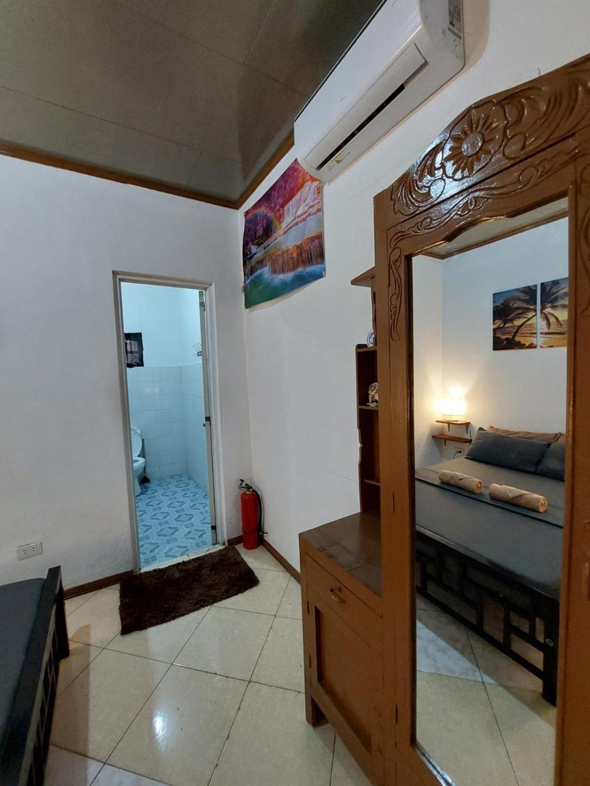 Ohlala Hostel Моалбоал Екстериор снимка